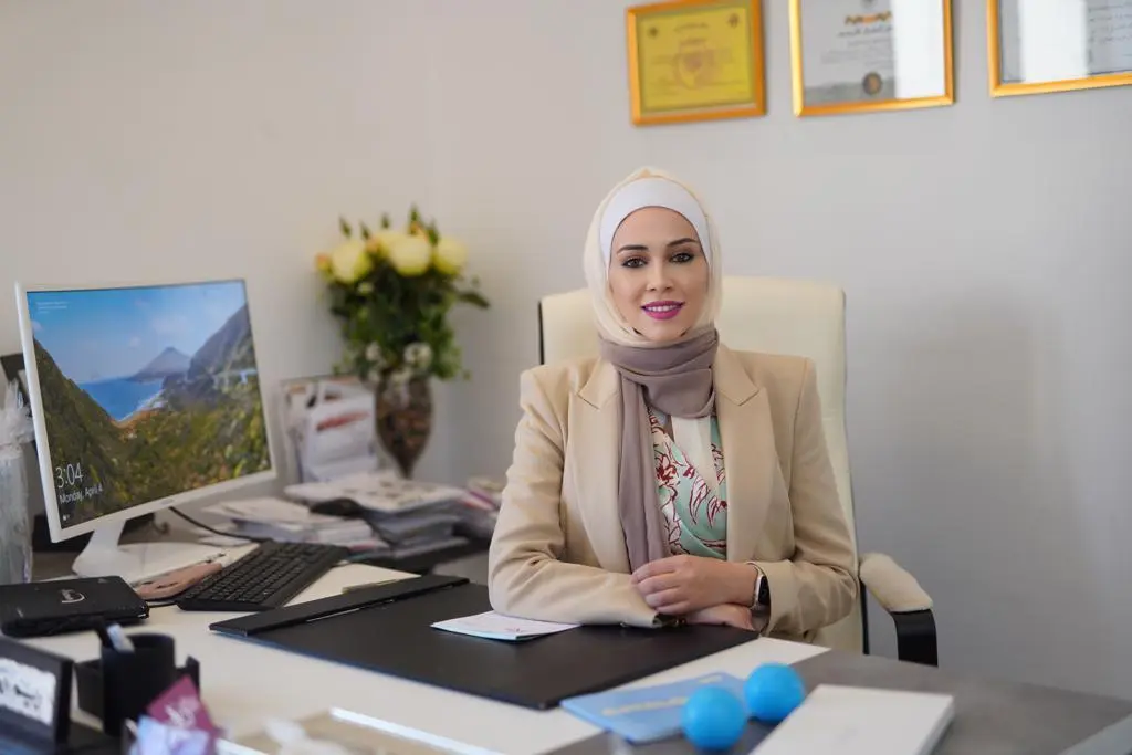 الدكتورة ريم العوضي أفضل دكتور تجميل في الأردن ></noscript>